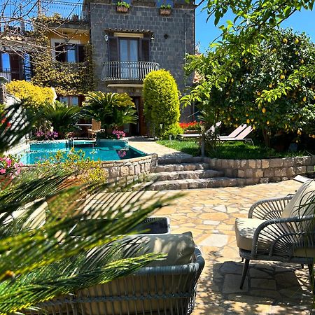 Maison Villa Angela SantʼAgata sui Due Golfi Екстериор снимка
